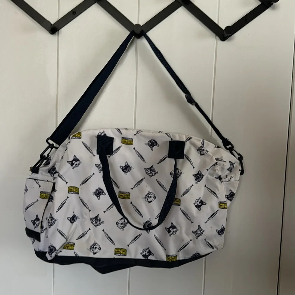 cat carrier bag